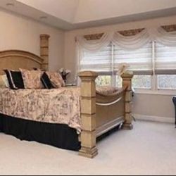 King Bedroom Set $1,200 or Best Offer