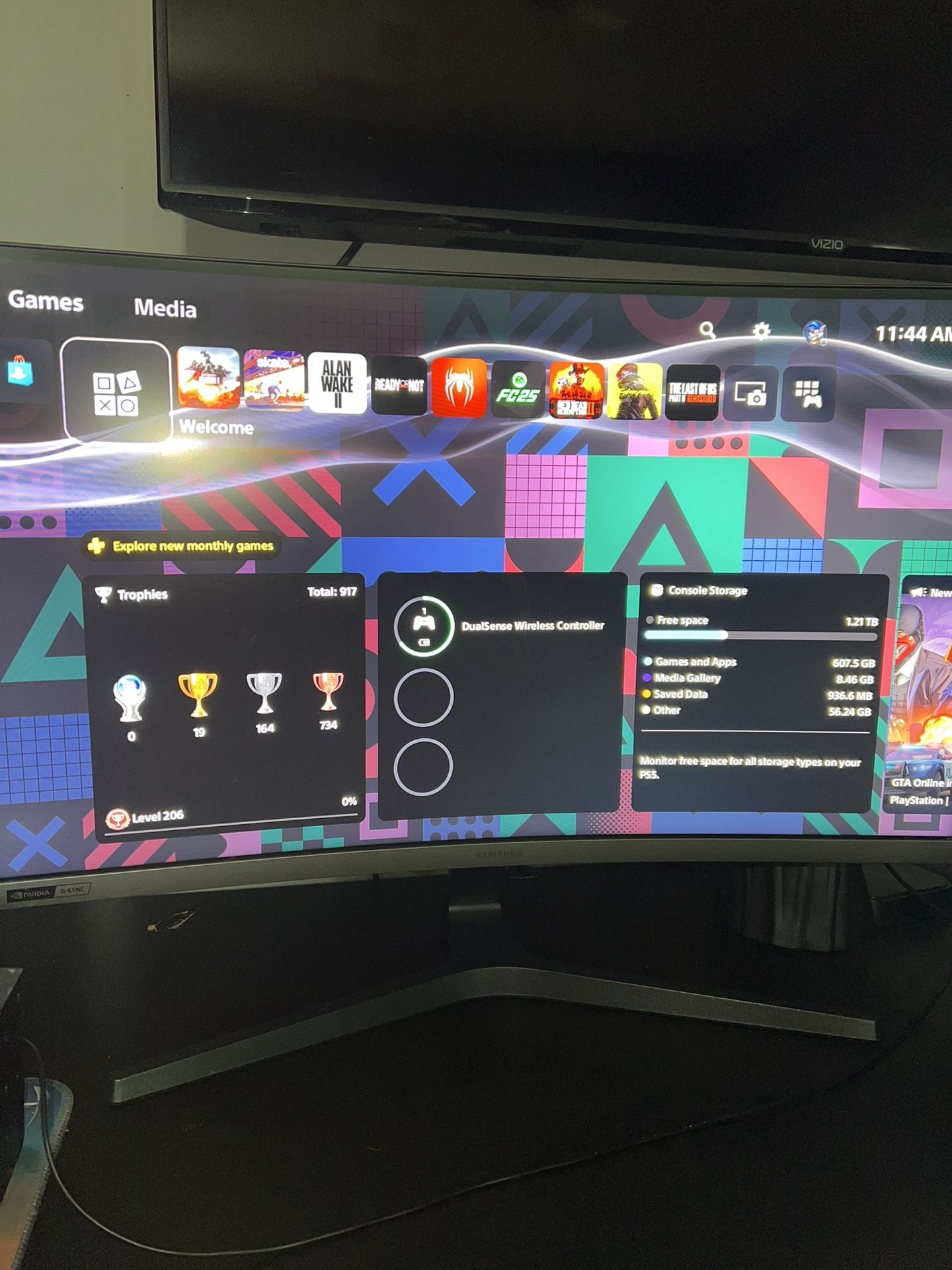 Samsung -27" Odyssey Gaming CRG5 Series LED Curved 240Hz FHD Monitor