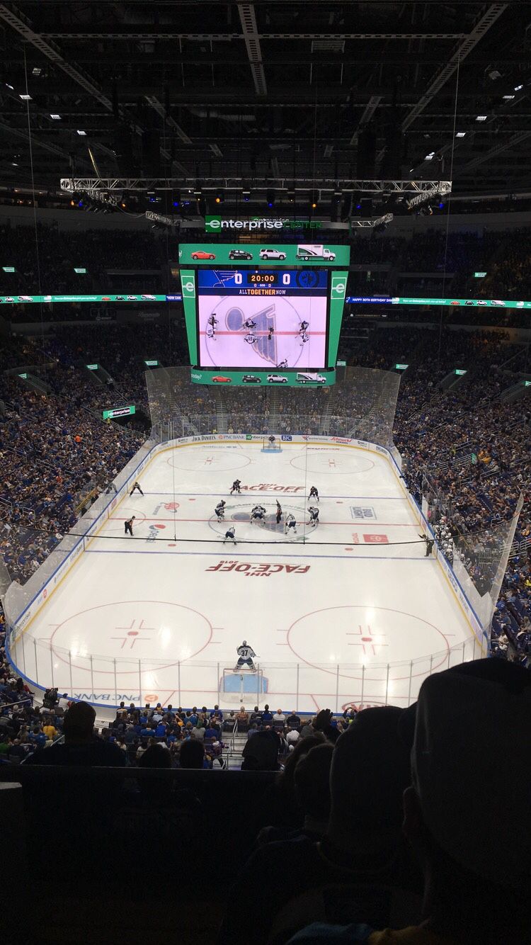 2 tickets to tonight’s 11/9 Blues game