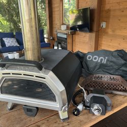 OONI Karu 16 Pizza Oven