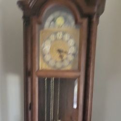 Howard Miller  Grandfrather Clock