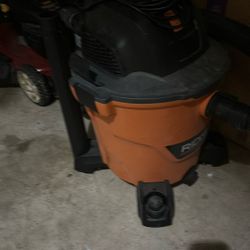 Rigid Wet Vac 