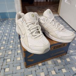 Female " Nike " Snickers Brand New Size #9.5 For Only $15