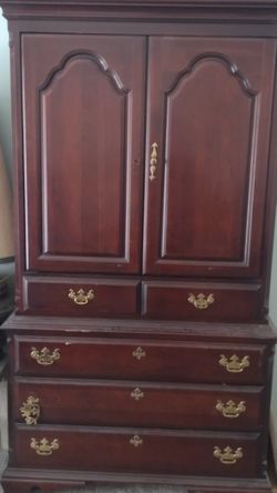 Tall Cabinet 