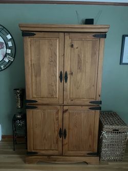 Armoire/electronics cabinet