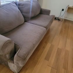 ** FREE ** Several Pieces of Furniture **
