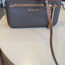 Bolsa Michael Kors Nueva Por $50