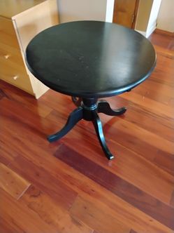 Round Wooden Dining Table