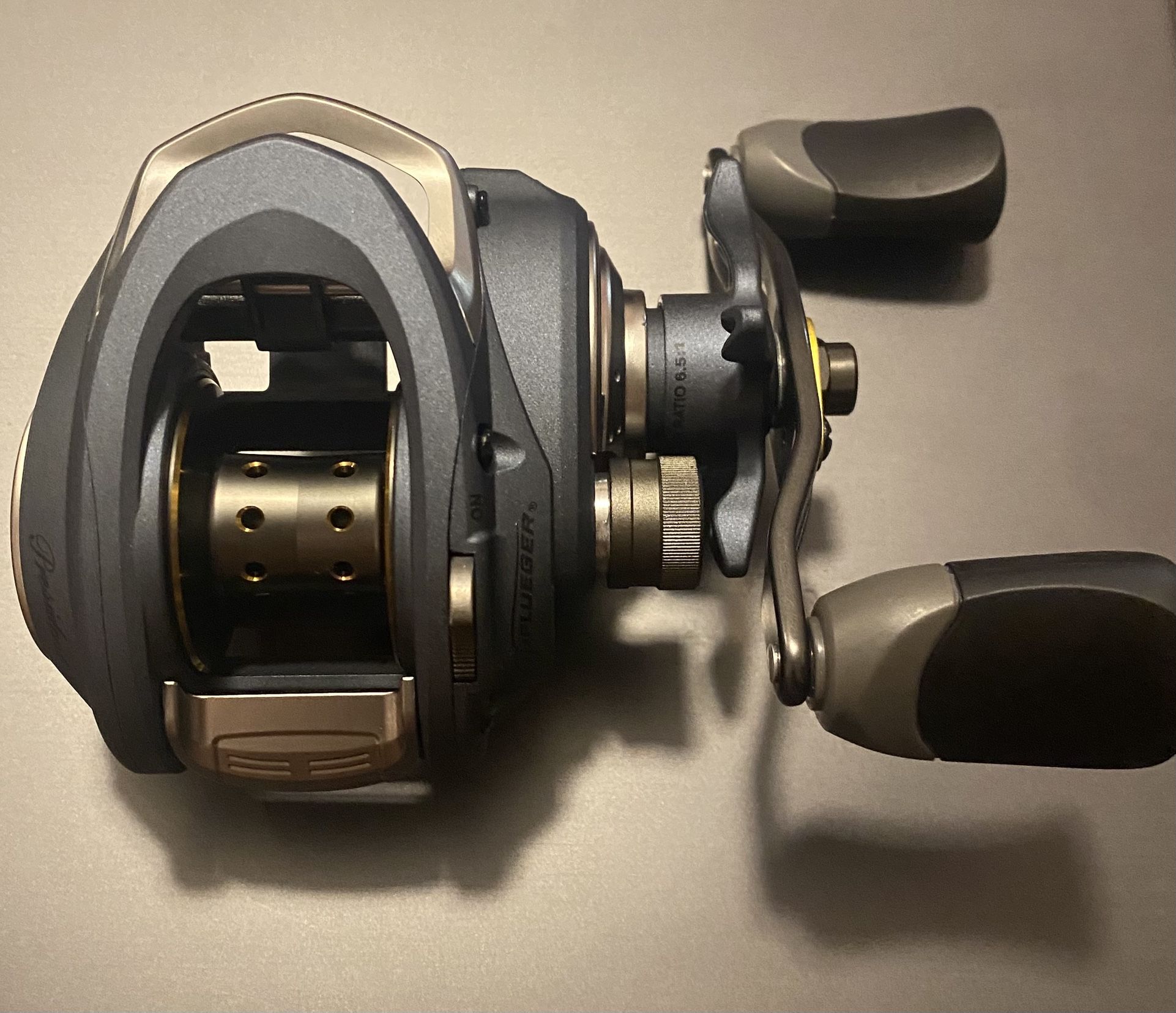 Pflueger President Baitcaster