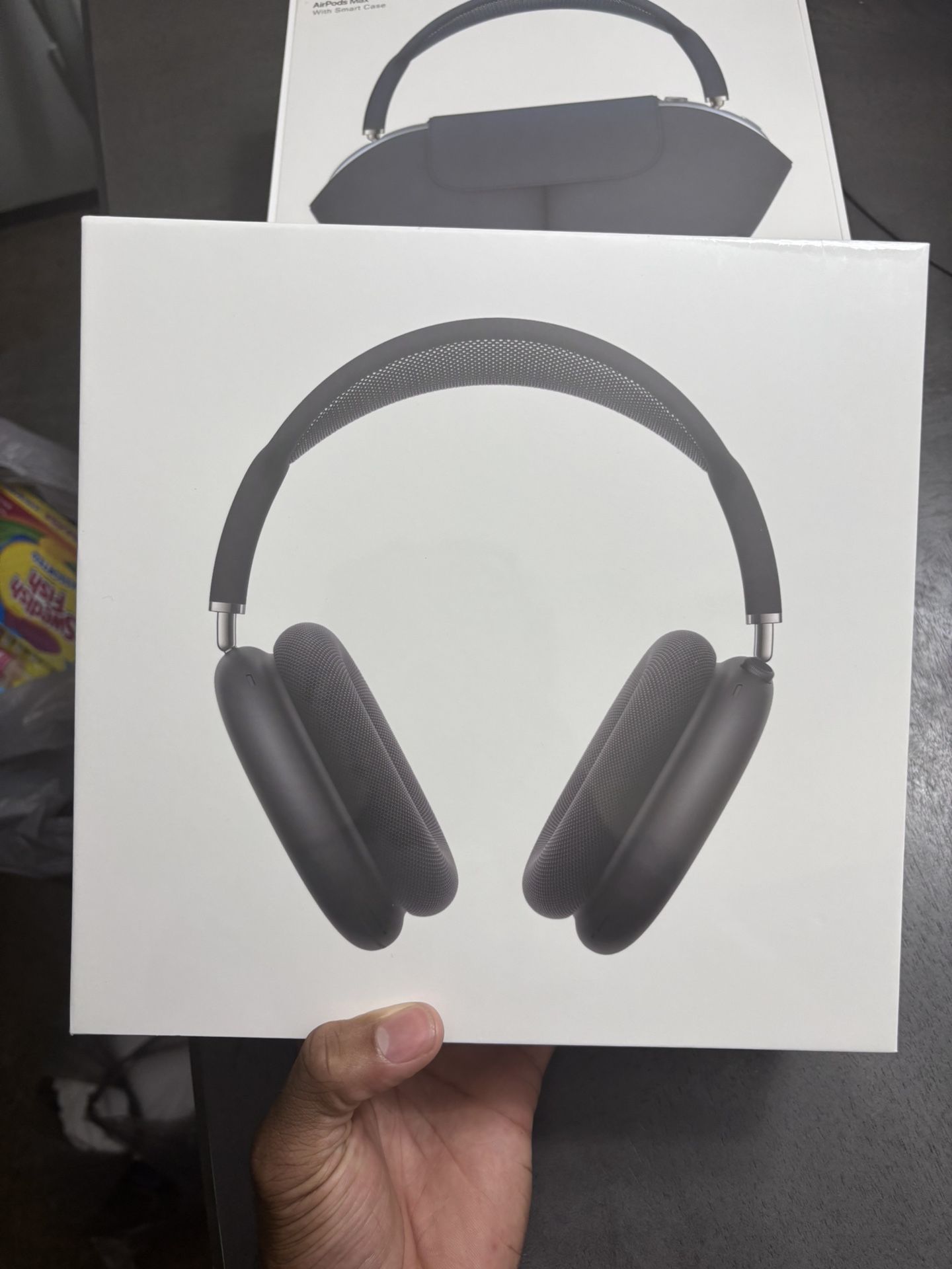 AirPod Maxes: BRAND New