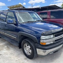 2003 Chevy Suburban 