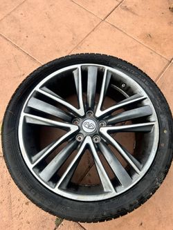 OEM INFINTI Q50 19 Inch Sport Wheels 