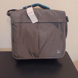 ResMed Padded CPAP Travel Case for AirSense 10 Autoset Bag Only. Gray With Strap