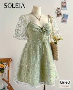 Plus size dress size 18