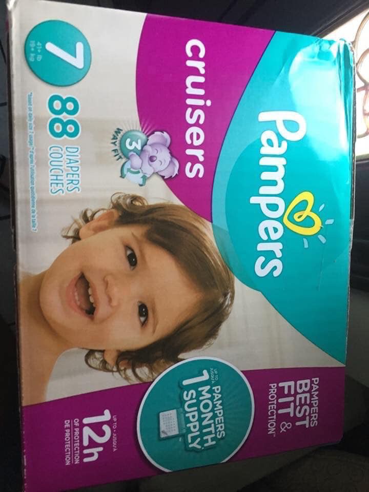 Pampers cruisers size 7 diapers