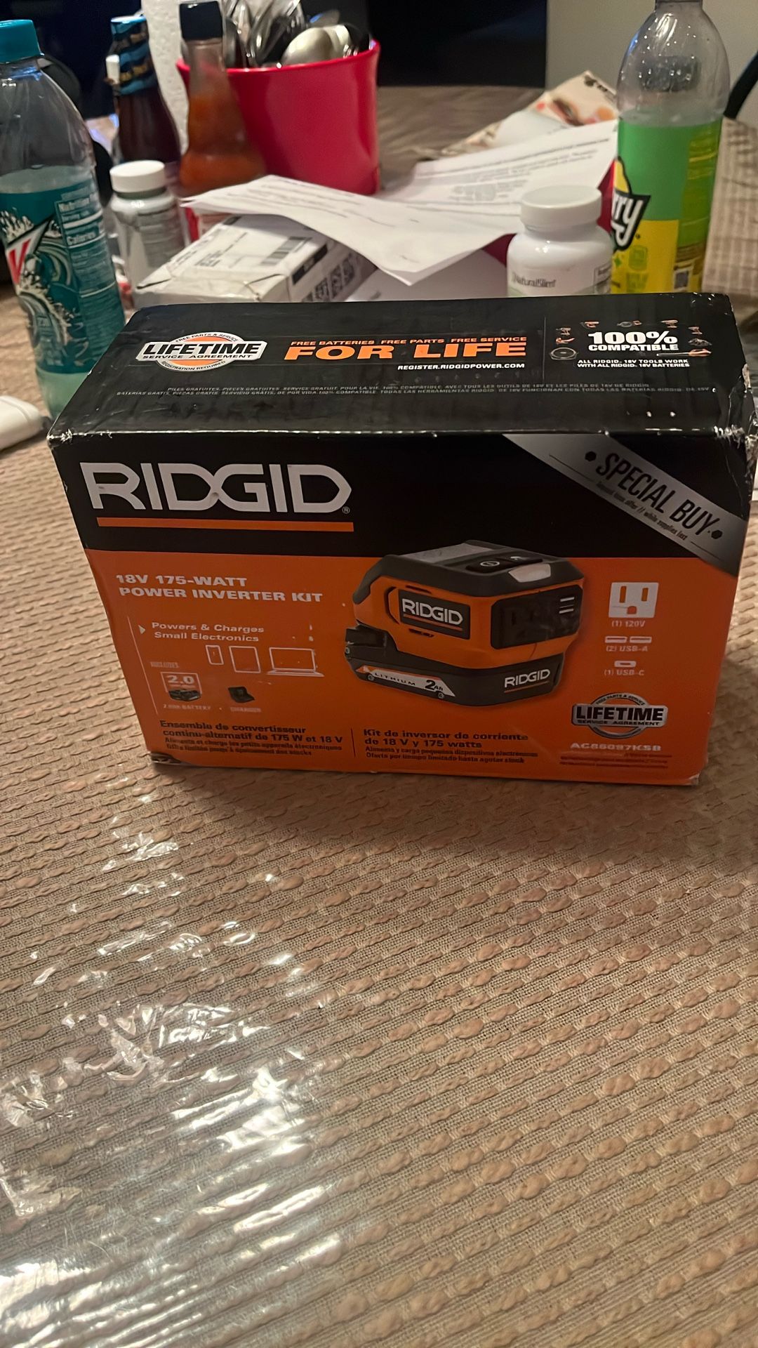 Brand New Ridgid 18v 175watts Power Inverter Kit(top Off) Battery Charger And Power Inverter
