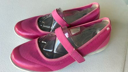 Women's Size 5 Pink Mesh Athletic Mary Jane Flats - Lightweight Walking Shoes