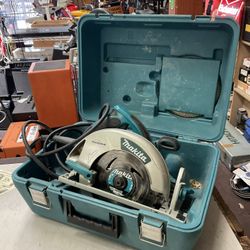 Makita 5007MG Circular Saw w/Case