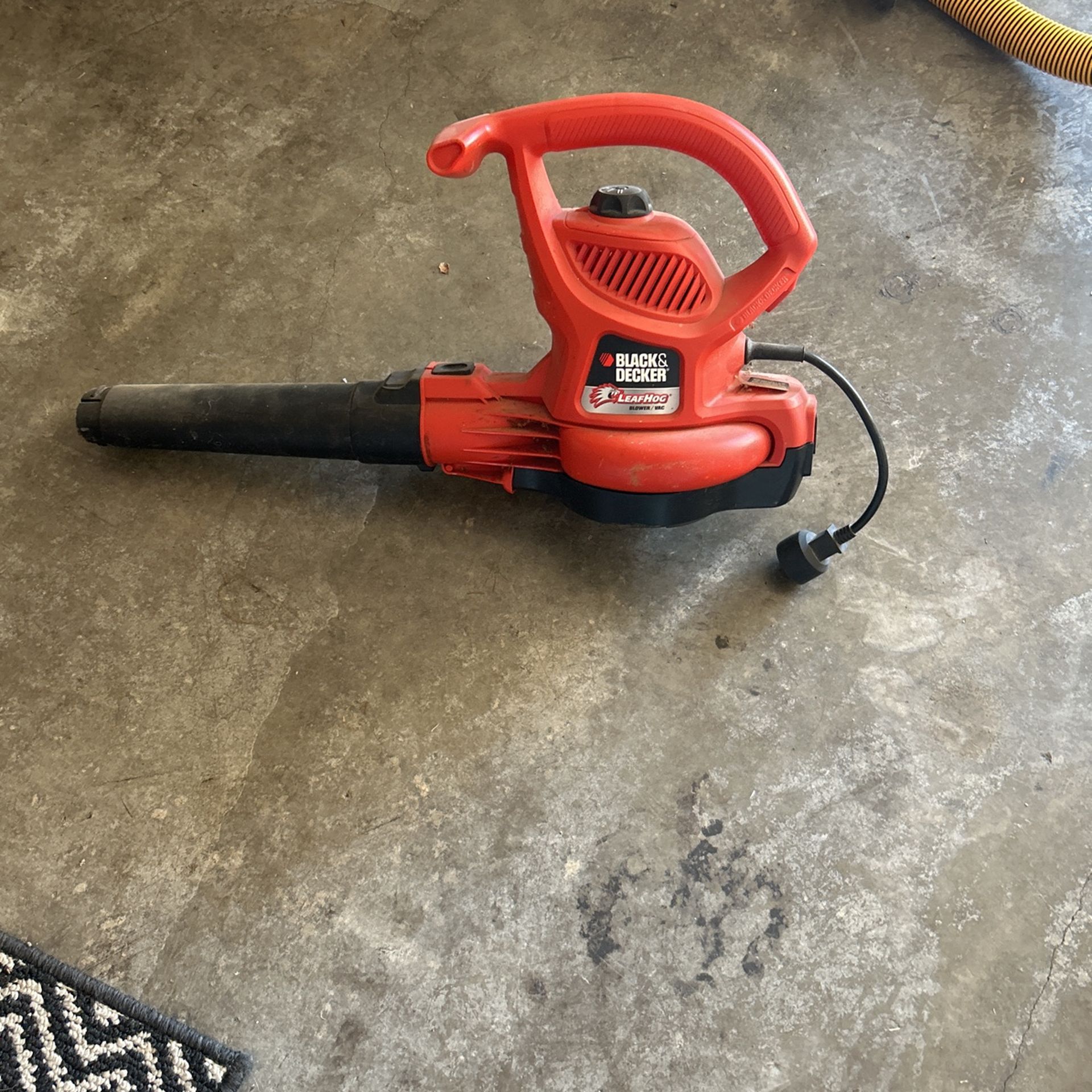 Leaf Blower