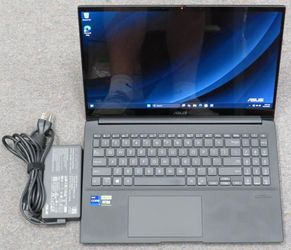 ASUS Vivobook Q540V OLED Gaming Laptop 1TB SSD!! RTX 3050!!