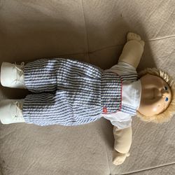 Old Xavier Roberts cabbage patch doll