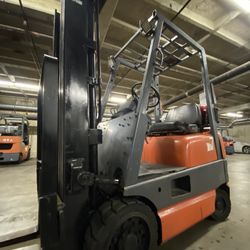 TOYOTA forklift For Sale 