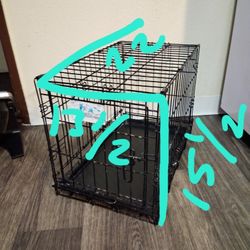 Small Dog Crate Rainbow/charleston Pickup Between 2;00-10:40 Cash Only Serious buyers message only please 