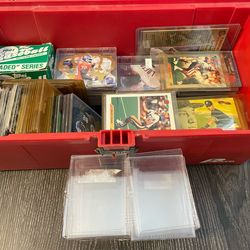 Approx 300-500 mixed sport cards