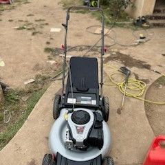 21 in. 140 cc Briggs and Stratton Walk Behind Gas Push Lawn Mower with Height Adjustment and with Mulch Bag