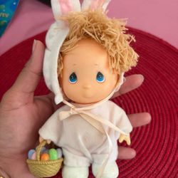 Precious Moments, Easter Boy