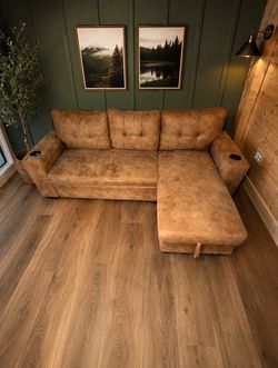 Sectional Pullout Couch with Chaise