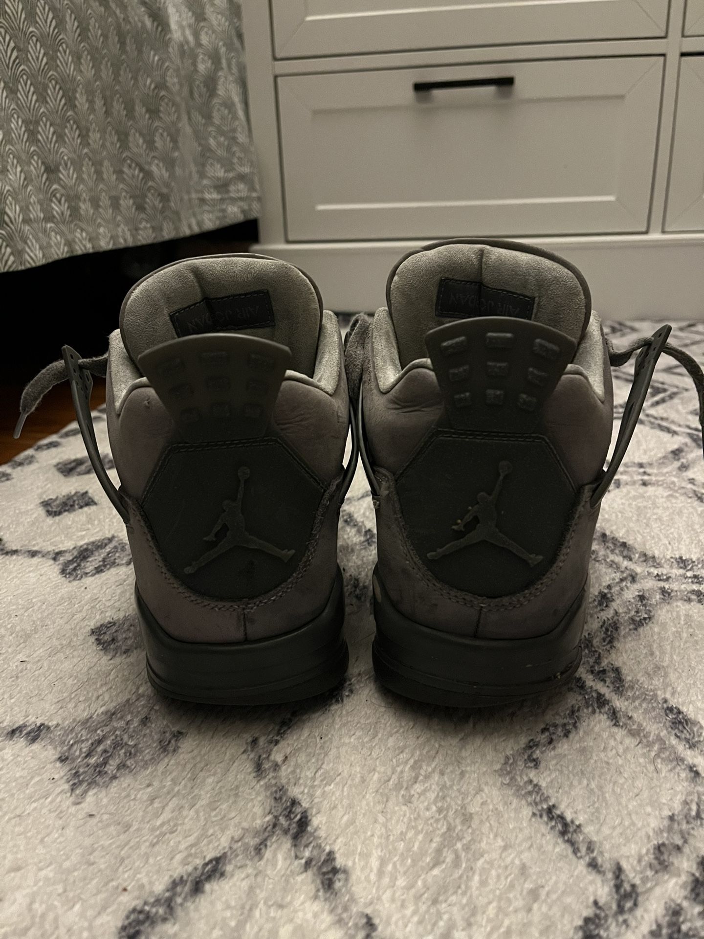 Jordan 4 wet cement size 9