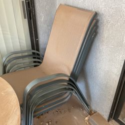 4 Outdoor Chairs