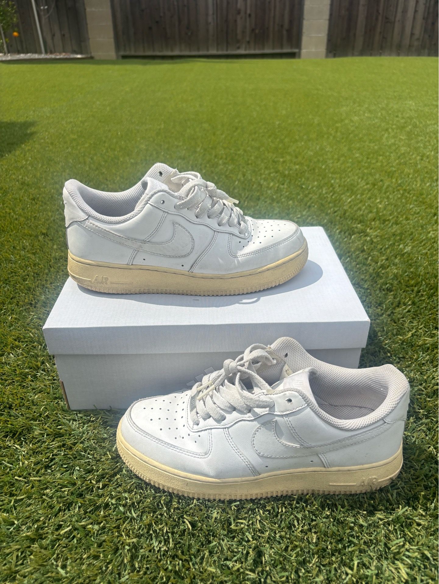 Air Force 1 White Mens Size 8