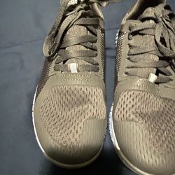 Zapato Deportivo Mujer $5