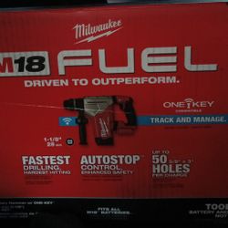 Milwaukee Sds Plus Rotary Hammer With One Key 