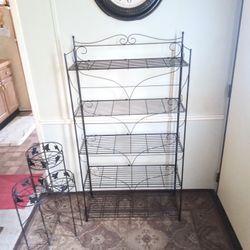 "5" TIER BLACK METAL FOLDING PLANT STAND & "3" POT PLANT STAND 