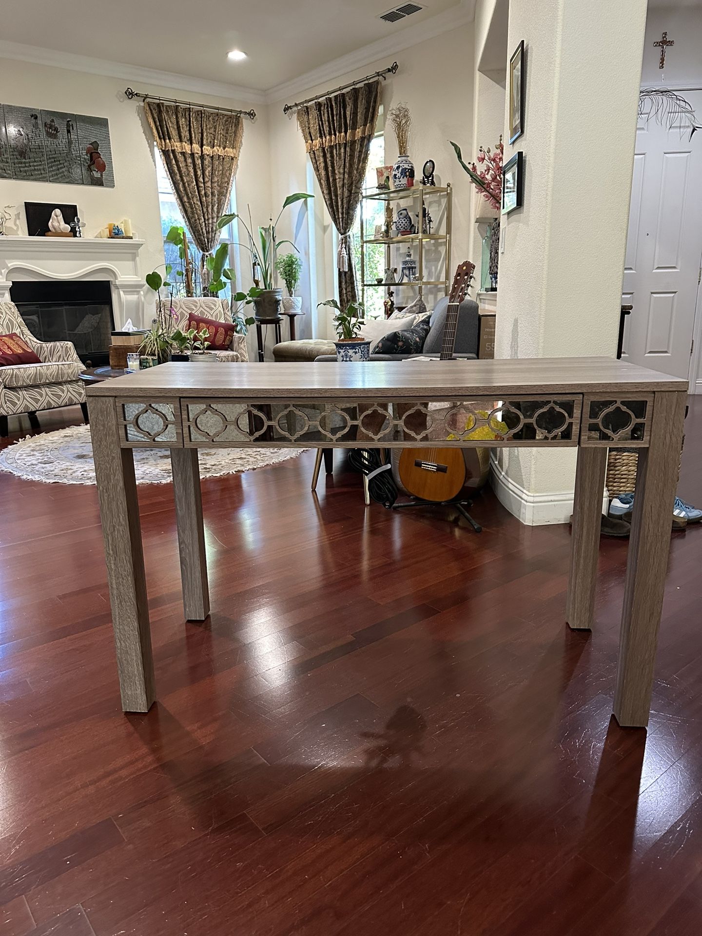 Elegant looking Writing/vanity Desk