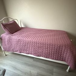 Twin Bed With Matress And Box Spring
