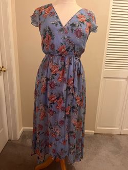 NEW blue floral maxi dress with short sleeves and a wrap, size:L $25 cash only. Cross posted