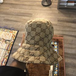 Reversible Gucci Bucket