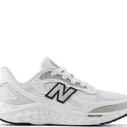 New Balance Women Fresh Foam Size 5.5