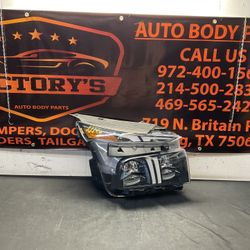 HYUNDAI SANTA FE 2021-2023 - RH HEADLIGHT OEM