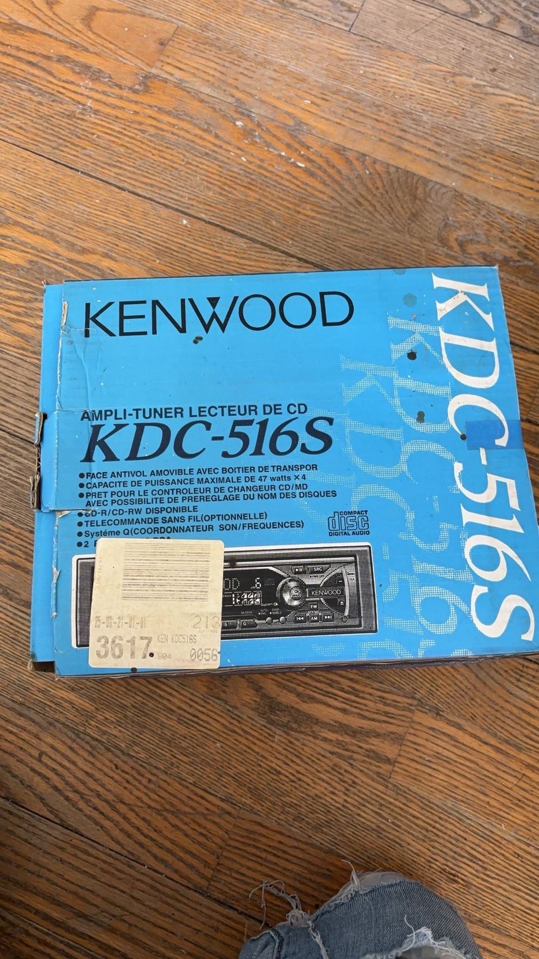 Kenwood OEM Radio (KDC-5156)