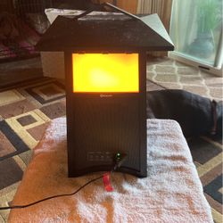 Acoustic Research  Portable Bluetooth  Outdoor Speaker W/flame/light 