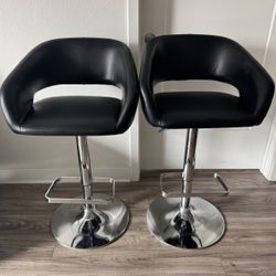 Modern Black Swivel Counter Stools (Set of 2) – Chrome Base