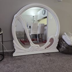 Free Dresser( Mirror And Drawers)