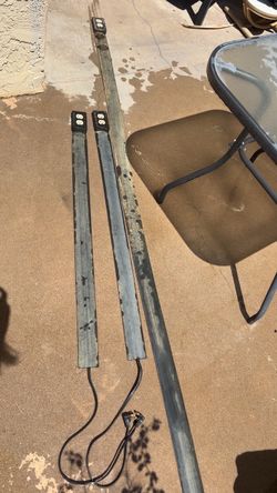 Electri-duct electrical raceway with duplex receptacles