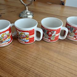 Set Of 4 Campbell Soup Mugs 