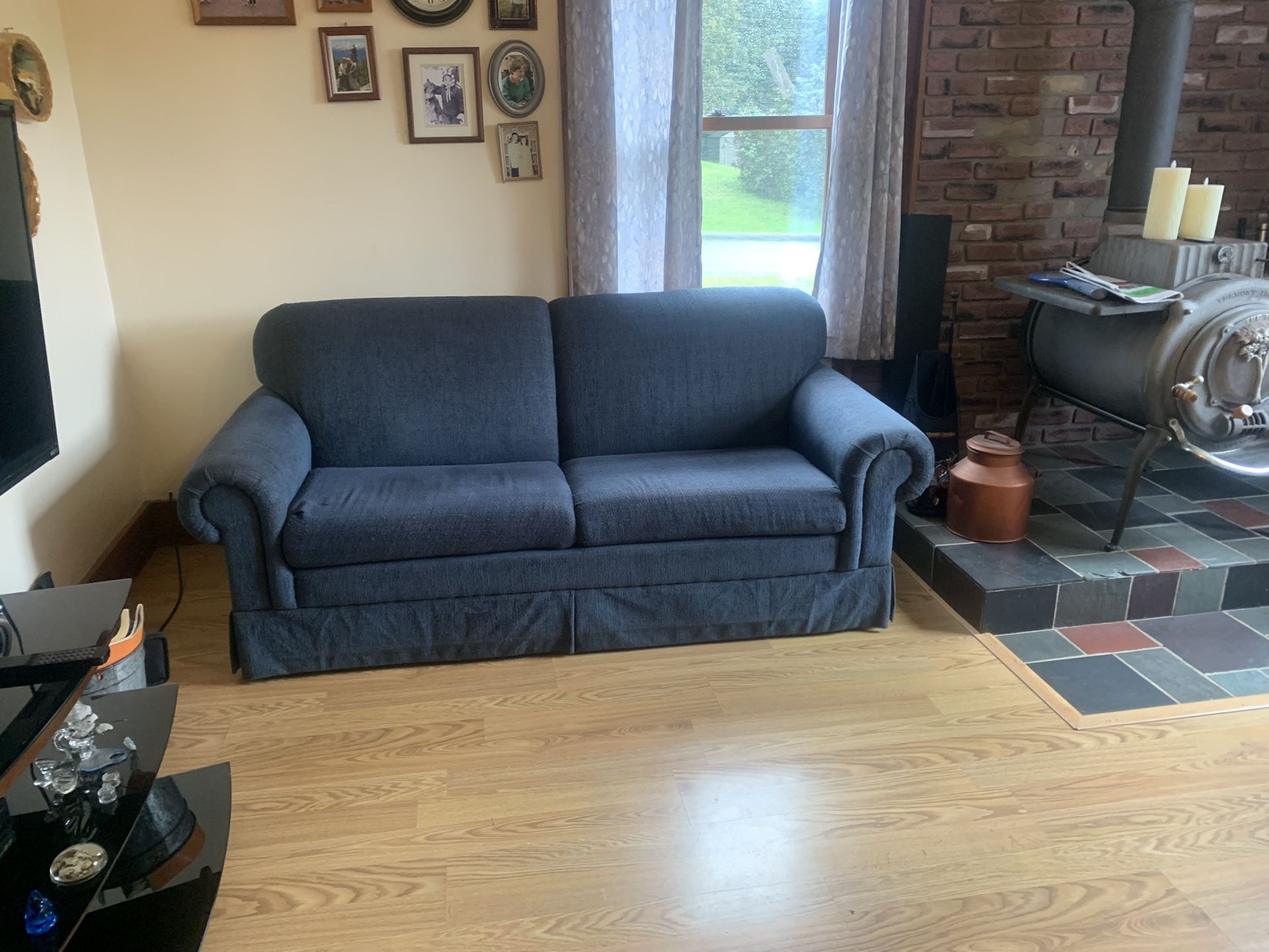 Used Sleeper Sofa (full Sized Mattress) 